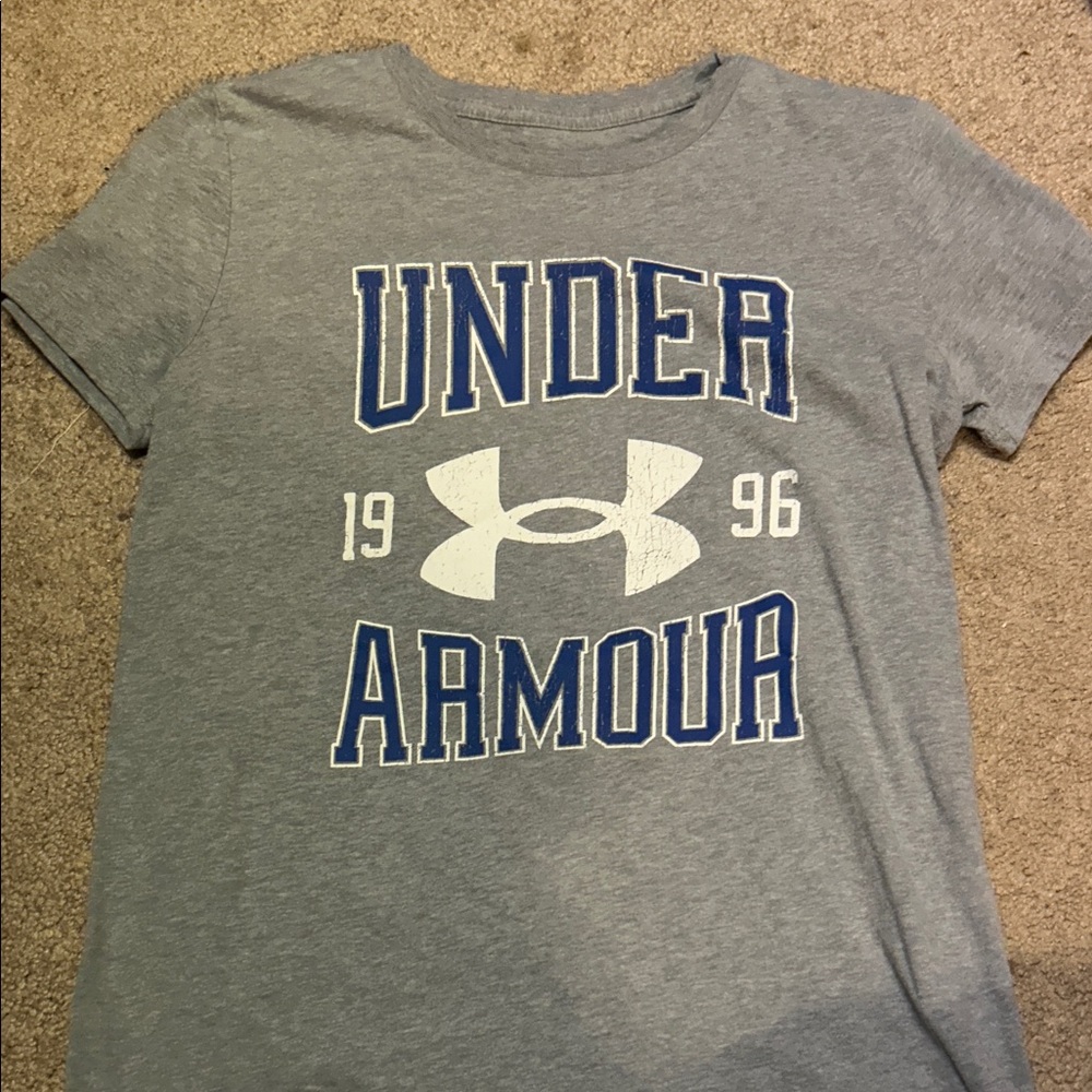 Women’s Under Armour Gray T-Shirt